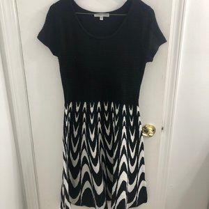Sandra Darren Black and White Sweater Dress